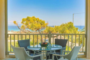 The bright house by the sea
